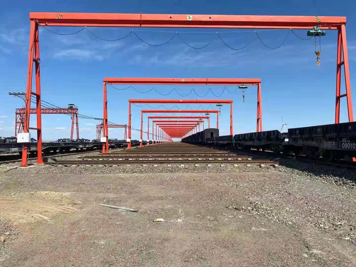 单梁龙门吊常用的工具哪些？单梁龙门吊工作时都需要注意事项？