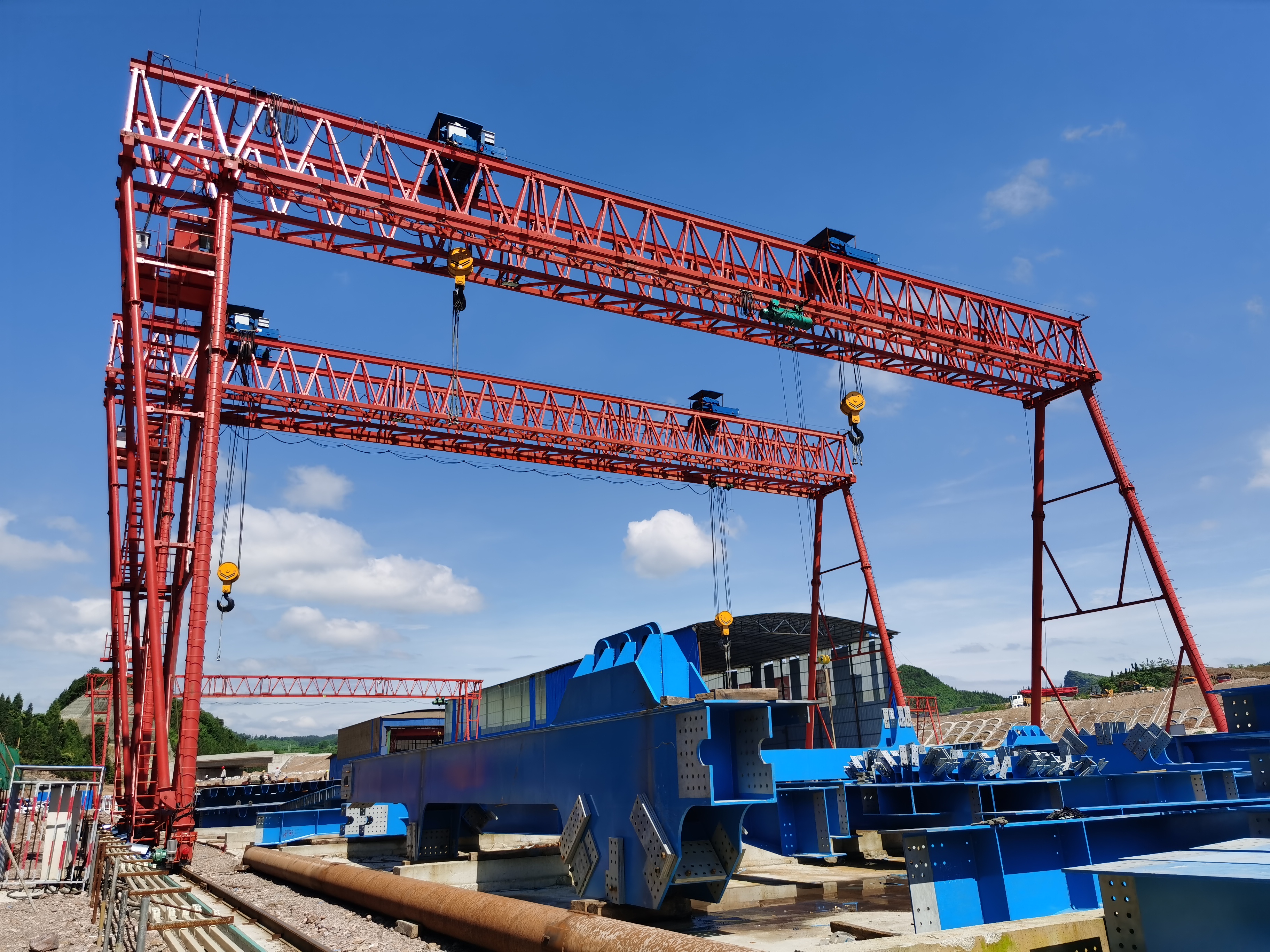 龙门吊不同部位的保养策略