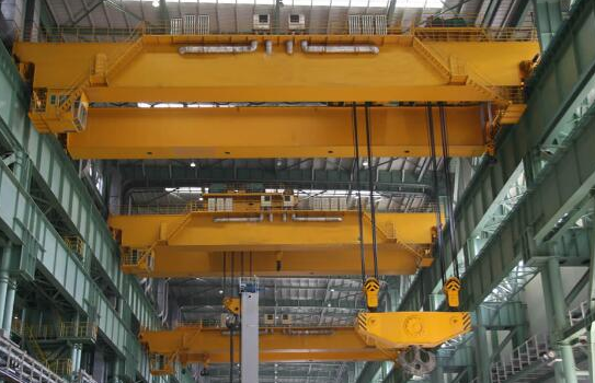 电动双梁桥式起重机处理事故和断电的方法