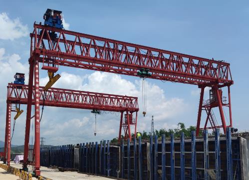 MG80/10M龙门吊应该如何防锈呢?
