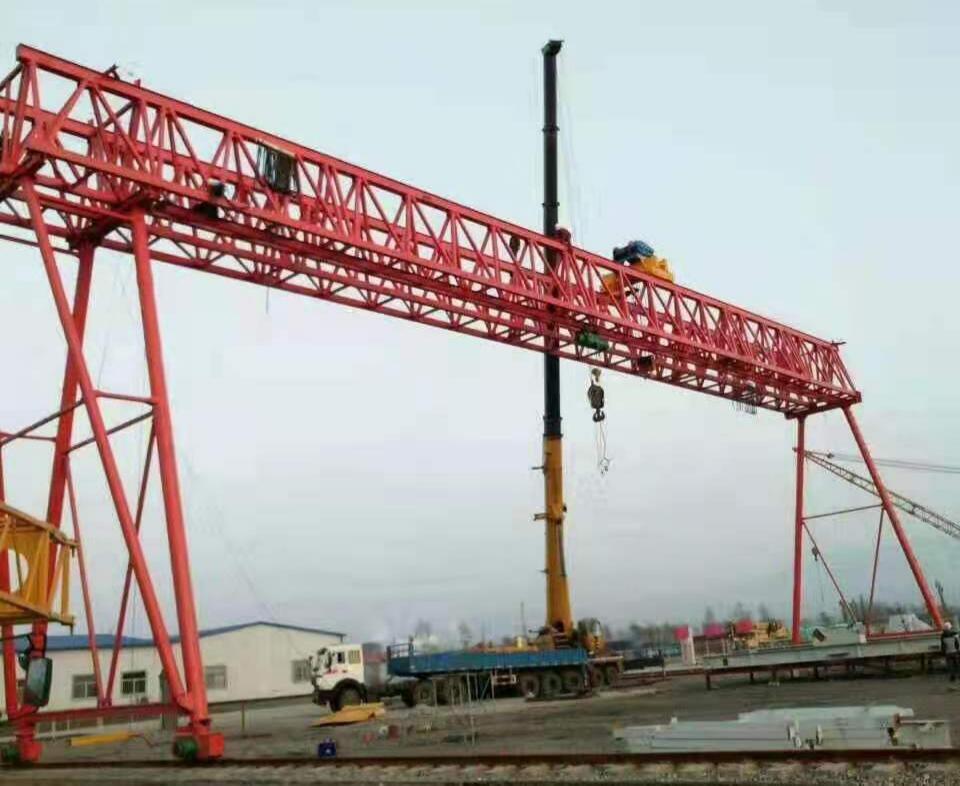 门式起重机作业前的重点检查工程应满足以下要求