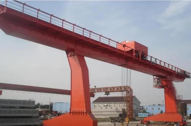 MDG单梁龙门吊安装的重要性及特点_河南龙门吊生产厂家